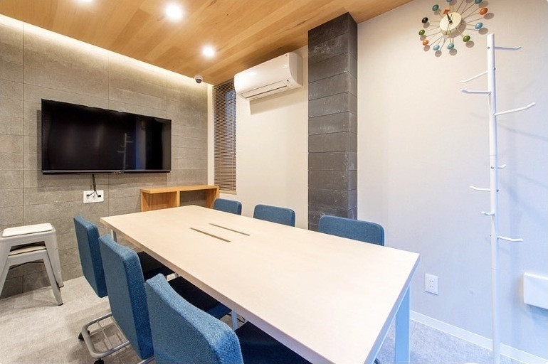 さいたま市大宮駅近くの結婚相談所ポルトヌール 相談ルームの内観