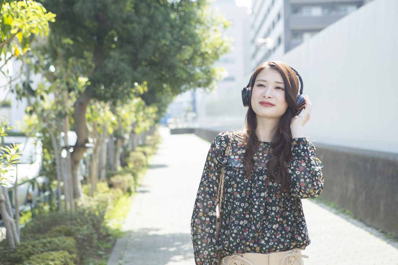 恋愛トラウマを学びに変えて新しい出会いへ進むイメージ